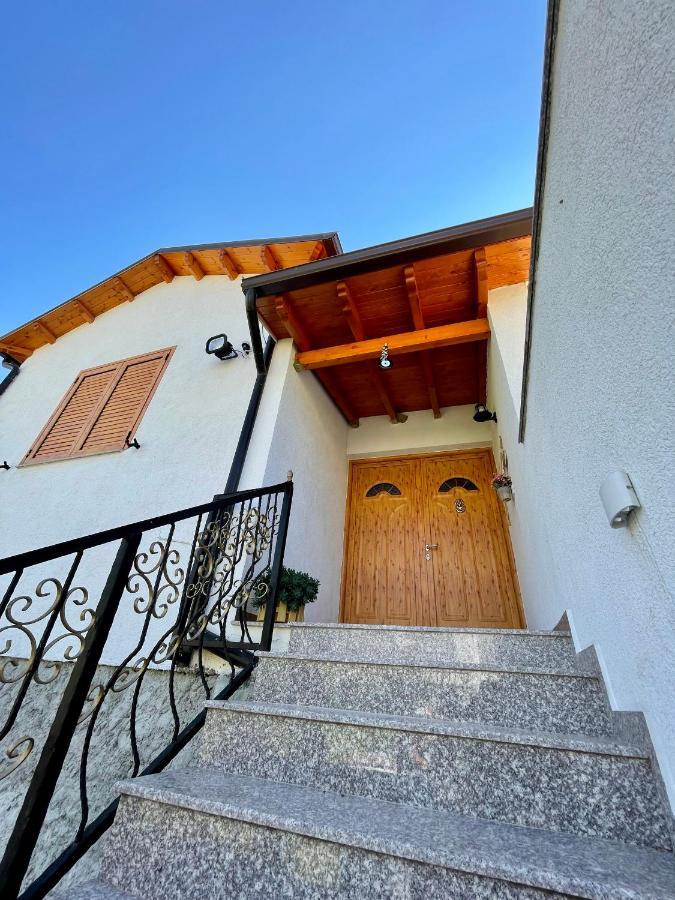 River Escape Villa - Private Beach, Scenic View & Bbq Tepelene Exterior photo